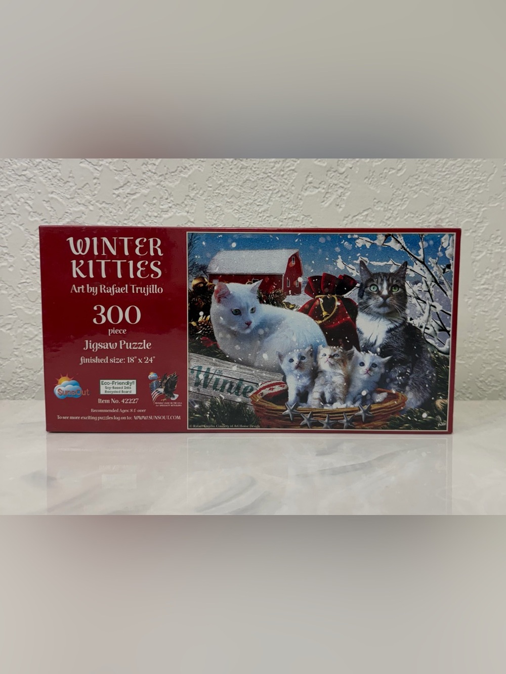 Sealed Sunsout ‘Winter Kitties’ 300-Piece Jigsaw Puzzle